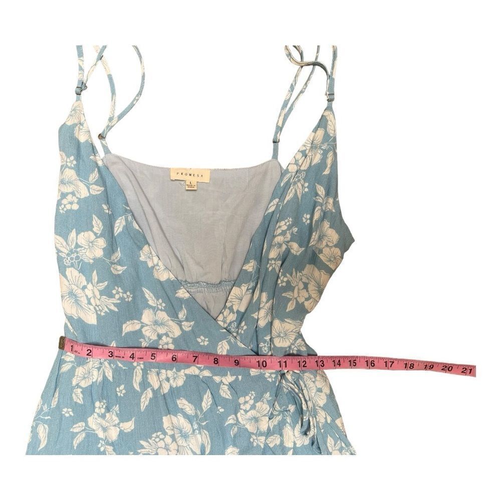 Promesa Blue White Floral V Neck Wrap Dress Size L Feminine Romantic Ruffle Euc — image 3 of 6